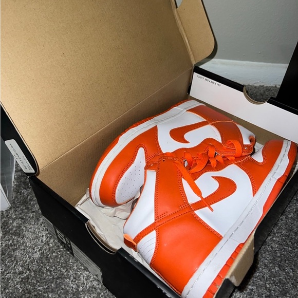 dunk high sp syracuse on feet
